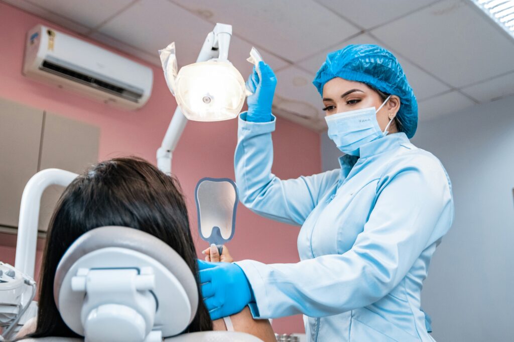 How to Become a Dental Assistant